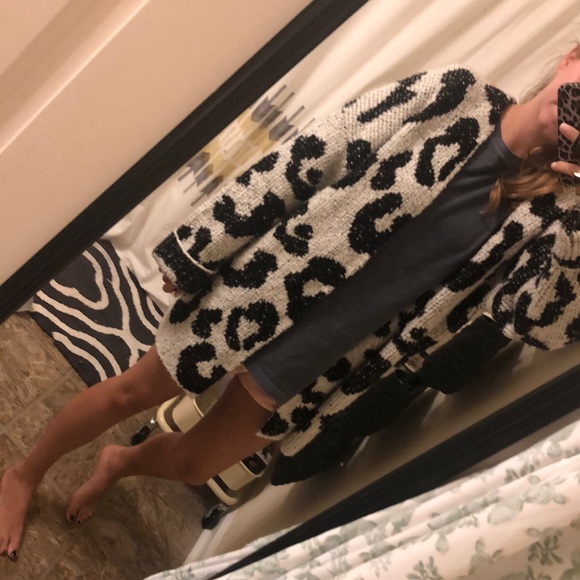 Cheetah print cardigan - Picture 2 of 2